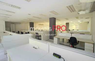 Imagem 14: Prédio reformado com quatro pavimentos, dois elevadores novos