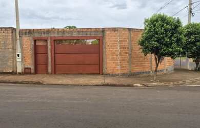 Imagem: O terreno possui 248m² de Área e está localizado em Jardim