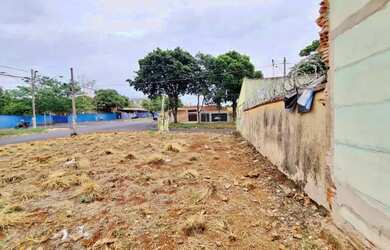 Imagem: O terreno possui 396m² de Área e está localizado em Jardim
