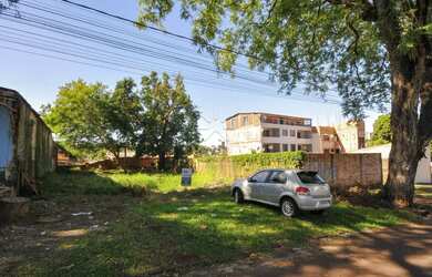 Imagem: O terreno possui 403m² de Área e está localizado em América