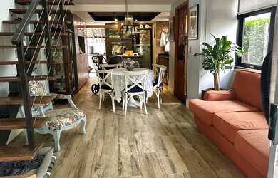 Imagem: A casa em condomínio possui 3 Dormitórios, 2 Banheiros, 2