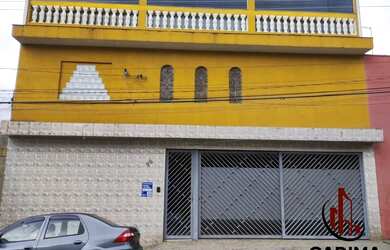 Imagem: A casa à venda possui 3 Dormitórios, 3 Banheiros, 2 Vagas