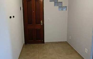 Imagem: O apartamento possui 1 Dormitório, 1 Banheiro, 38m² de Área