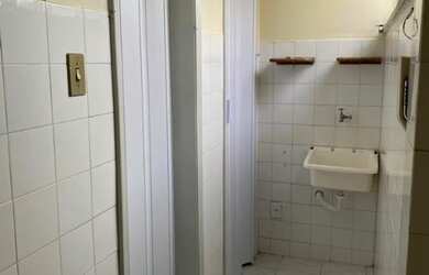 Imagem 10: Apartamento com 2/4 com dependência no Politeama de Cima