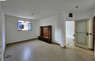 Imagem: A casa em condomínio possui 3 Dormitórios, 5 Banheiros, 3