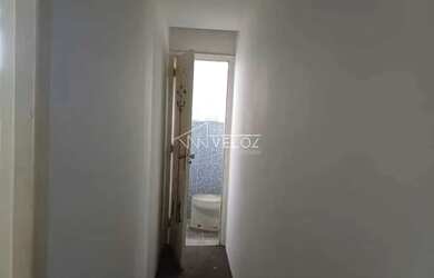 Imagem 4: Sala - / Comercial / Centro