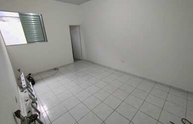 Imagem: A casa possui 1 Dormitório, 1 Banheiro e 40m² de Área e está