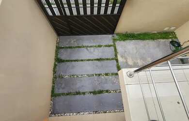 Imagem: A casa possui 2 Dormitórios, 3 Banheiros, 2 Vagas na garagem