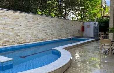 Imagem: O apartamento possui 3 Dormitórios, 1 Banheiro, 2 Vagas na