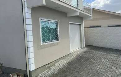 Imagem 4: Casa aririu. 180m² de Área, 2 Vagas na garageme3 Dormitórios