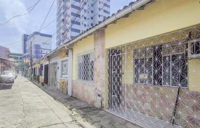 Imagem: A casa possui 2 Dormitórios, 1 Banheiro, 90m² de Área e