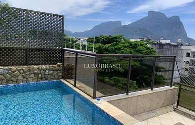 Imagem: O apartamento na cobertura possui 4 Dormitórios, 4 Banheiros