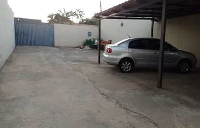 Imagem: A casa em condomínio possui 3 Dormitórios, 3 Banheiros, 5