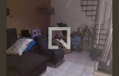 Imagem: A casa possui 4 Dormitórios, 4 Banheiros, 1 Vaga na garagem