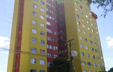 Imagem: O apartamento possui 3 Dormitórios, 1 Banheiro, 1 Vaga na garagem