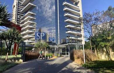 Imagem: O depósito possui 5 Vagas na garagem, 714m² de Área, Imóvel