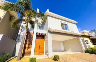 Imagem: A casa em condomínio possui 3 Dormitórios, 5 Banheiros, 4