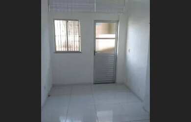 Imagem 1: Alugase quarto Quarto com aluguel por R$350 /mês