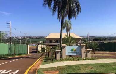 Imagem: O terreno possui 250m² de Área e está localizado em Marumbi