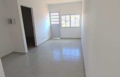 Imagem: A casa possui 2 Dormitórios, 1 Banheiro, 3 Vagas na garagem