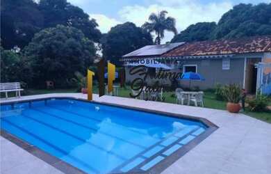 Imagem: A casa possui 3 Dormitórios, 5 Banheiros, 900m² de Área e