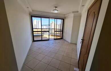 Imagem: O apartamento possui 3 Dormitórios, 3 Banheiros, 2 Vagas na