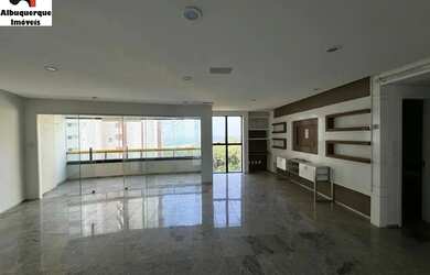 Imagem: O apartamento possui 3 Dormitórios, 3 Banheiros, 3 Vagas na