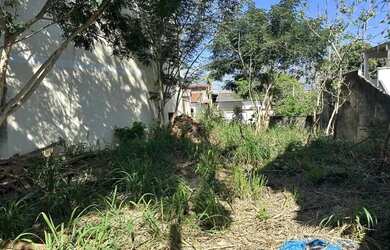 Imagem 2: Terreno Com Duas Frentes. 190m² de Área