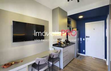 Imagem 3: Estúdio totalmente mobiliado e decorado