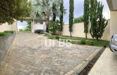 Imagem 2: 0 - Sobrado 4 quartos, sendo 4 suítes