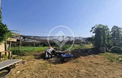 Imagem: A casa em condomínio possui 3 Dormitórios, 2 Banheiros, 5