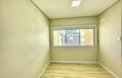 Imagem 7: Sobrado à Venda em Jardim Carvalho, Ponta Grossa - PR