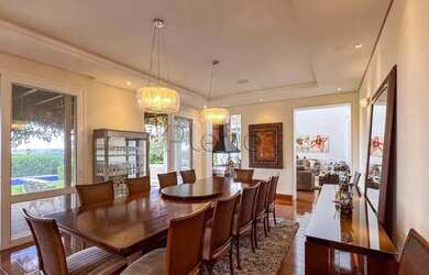 Imagem 10: Sobrado à venda e para locação com 6 suítes no Fazenda da Grama, em...