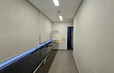 Imagem 7: Conjunto comercial para locação com 1.430m, vão livre, 40 vagas