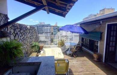 Imagem: O apartamento na cobertura possui 3 Dormitórios, 2 Banheiros