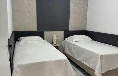 Imagem: A casa em condomínio possui 2 Dormitórios, 1 Banheiro e 70m²