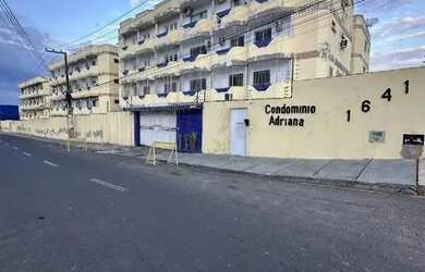 Imagem: O apartamento possui 3 Dormitórios, 1 Banheiro, 2 Vagas na