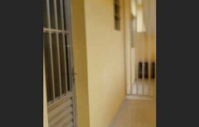 Imagem: A casa possui 1 Dormitório, 1 Banheiro, 40m² de Área e está