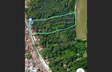 Imagem: A casa possui 5 Dormitórios, 2 Banheiros, 5 Vagas na garagem