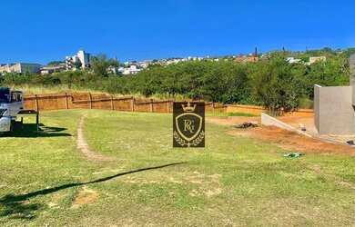 Imagem: O terreno possui 1.584m² de Área e está localizado em Terras