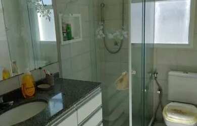 Imagem: A casa em condomínio possui 4 Dormitórios, 4 Banheiros, 4