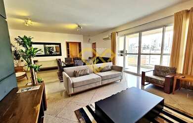 Imagem: O apartamento possui 4 Dormitórios, 5 Banheiros, 3 Vagas na