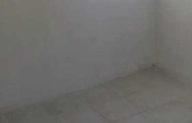 Imagem: A casa possui 3 Dormitórios, 2 Banheiros, 1 Vaga na garagem