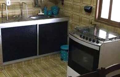 Imagem: A casa possui 2 Dormitórios, 2 Banheiros e está localizado