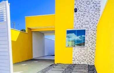 Imagem: A casa possui 2 Dormitórios, 1 Banheiro, 2 Vagas na garagem