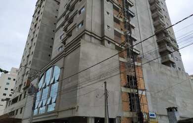 Imagem: O apartamento possui 3 Dormitórios, 2 Banheiros, 1 Vaga na