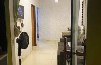 Imagem 3: Casa. Varanda, 1 Vaga na garageme2 Dormitórios