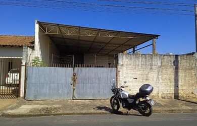 Imagem: A casa possui 150m² de Área e está localizado em Mirassol