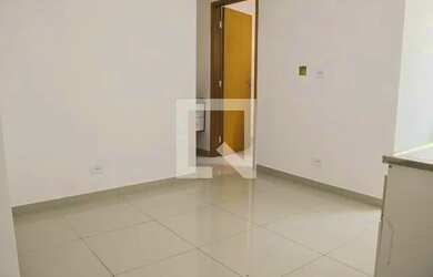 Imagem: O apartamento para alugar possui 1 Dormitório, 1 Banheiro e