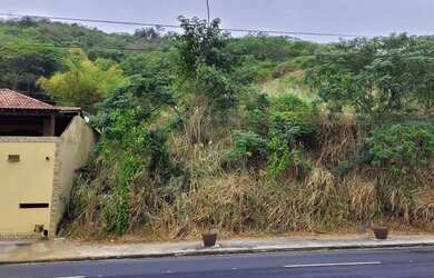 Imagem: O terreno possui 480m² de Área e está localizado em Jardim